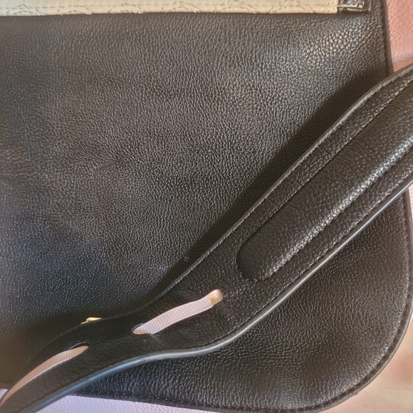 Betsey Johnson Be Mine Crossbody Purse - Picture 4 of 5